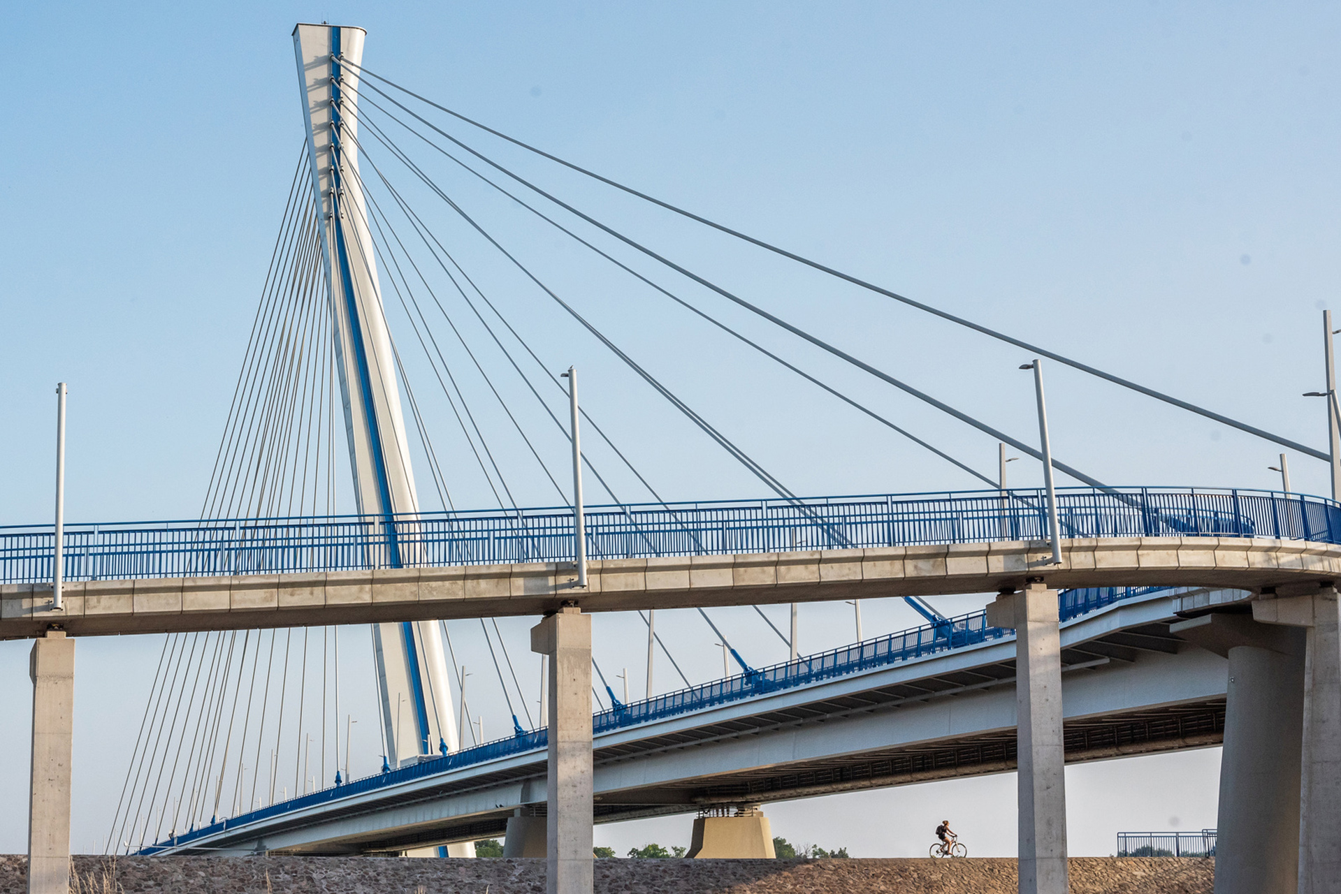 Gulyás Attila - Monostori Bridge, Komárom - 2021