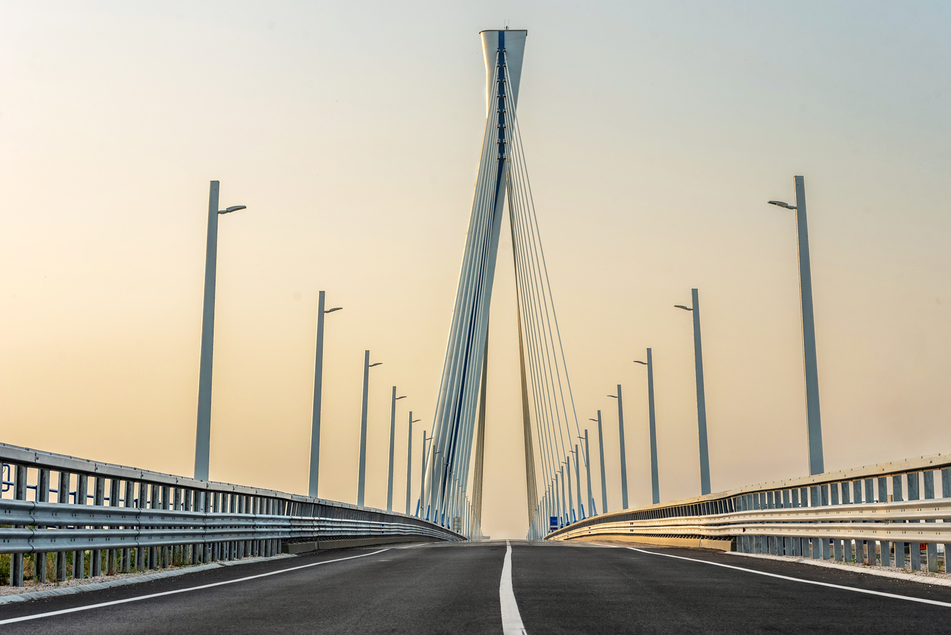 Gulyás Attila - Monostori Bridge, Komárom - 2021