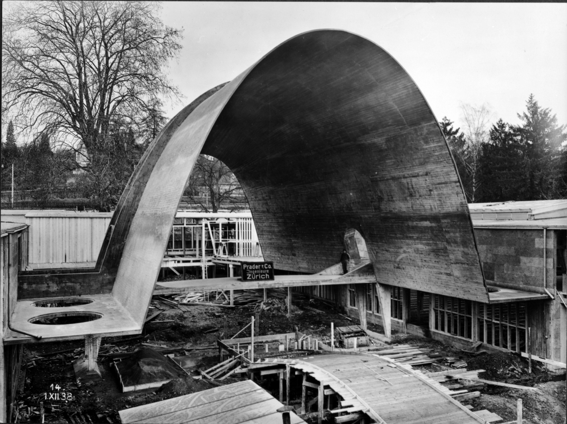 Baustelle Gebäude - Robert Maillart, Cement Hall for the Swiss National Exposition, Zurich - 1939
