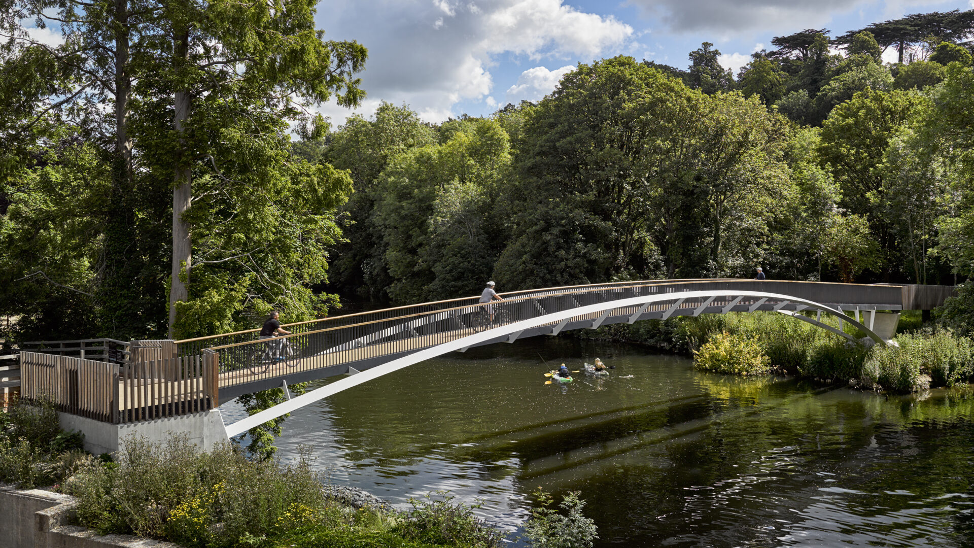 Unknown author - Knight Architects - River Thames Footbridge, Taplow