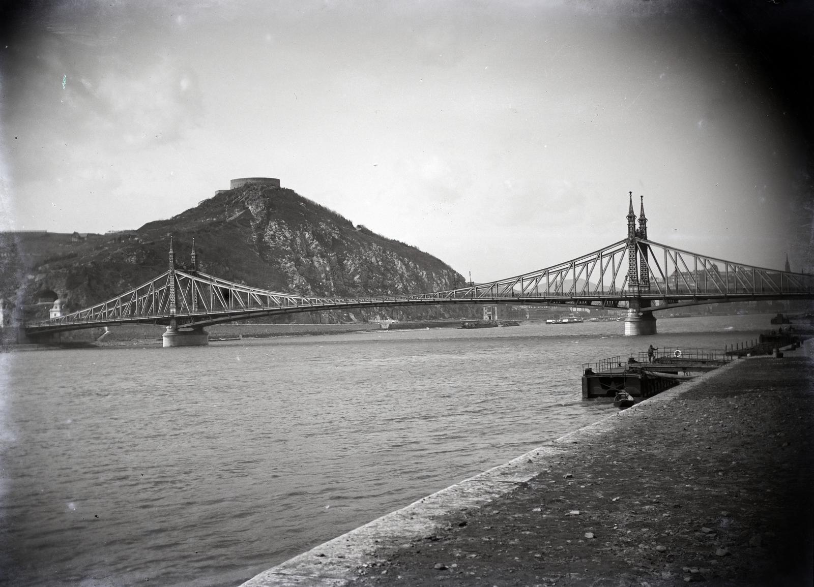 Unknown author - Szabadság Bridge, Budapest - Fortepan no.204235 - 1897