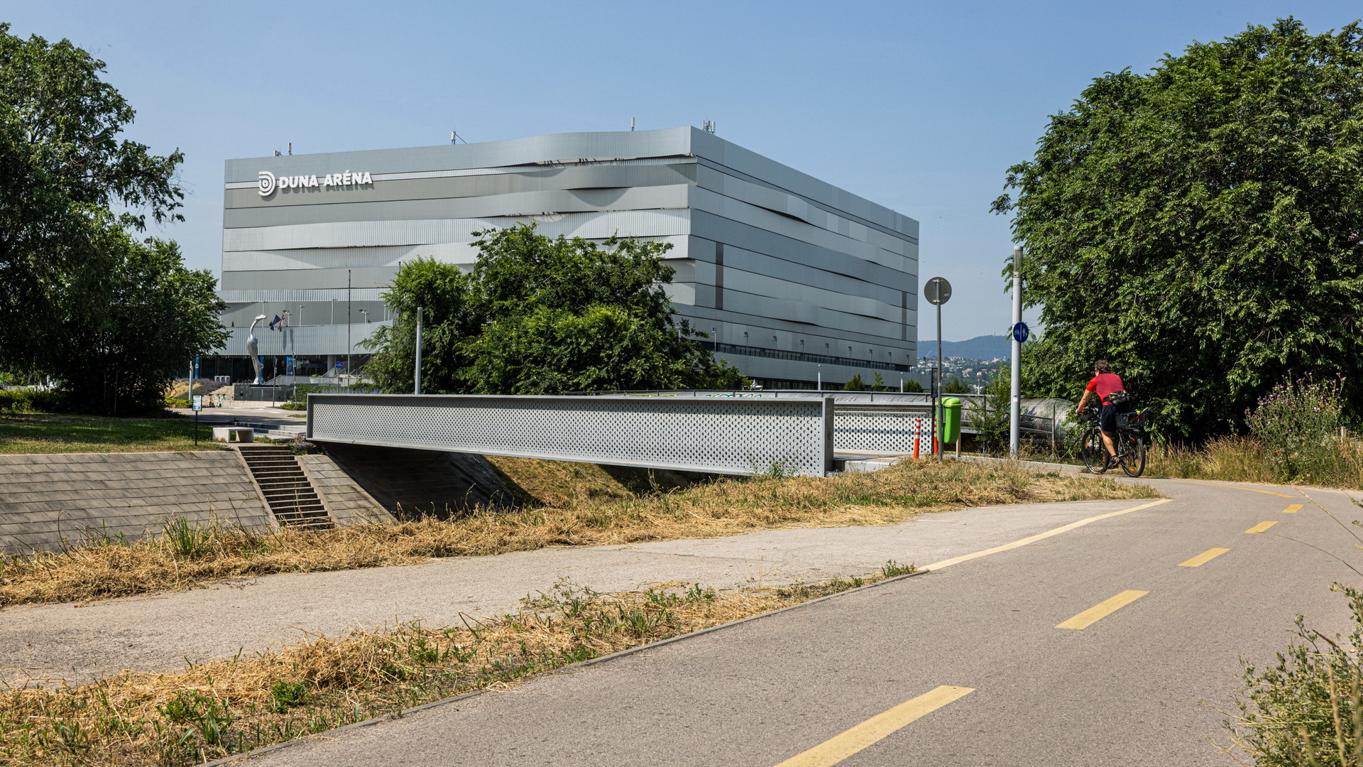 Iró Zoltán - Pedestrian bridge over Rákos creek, Budapest